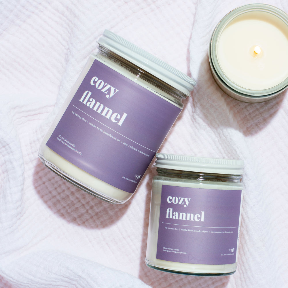 
            
                Load image into Gallery viewer, Cozy Flannel Soy Candle - Standard
            
        
