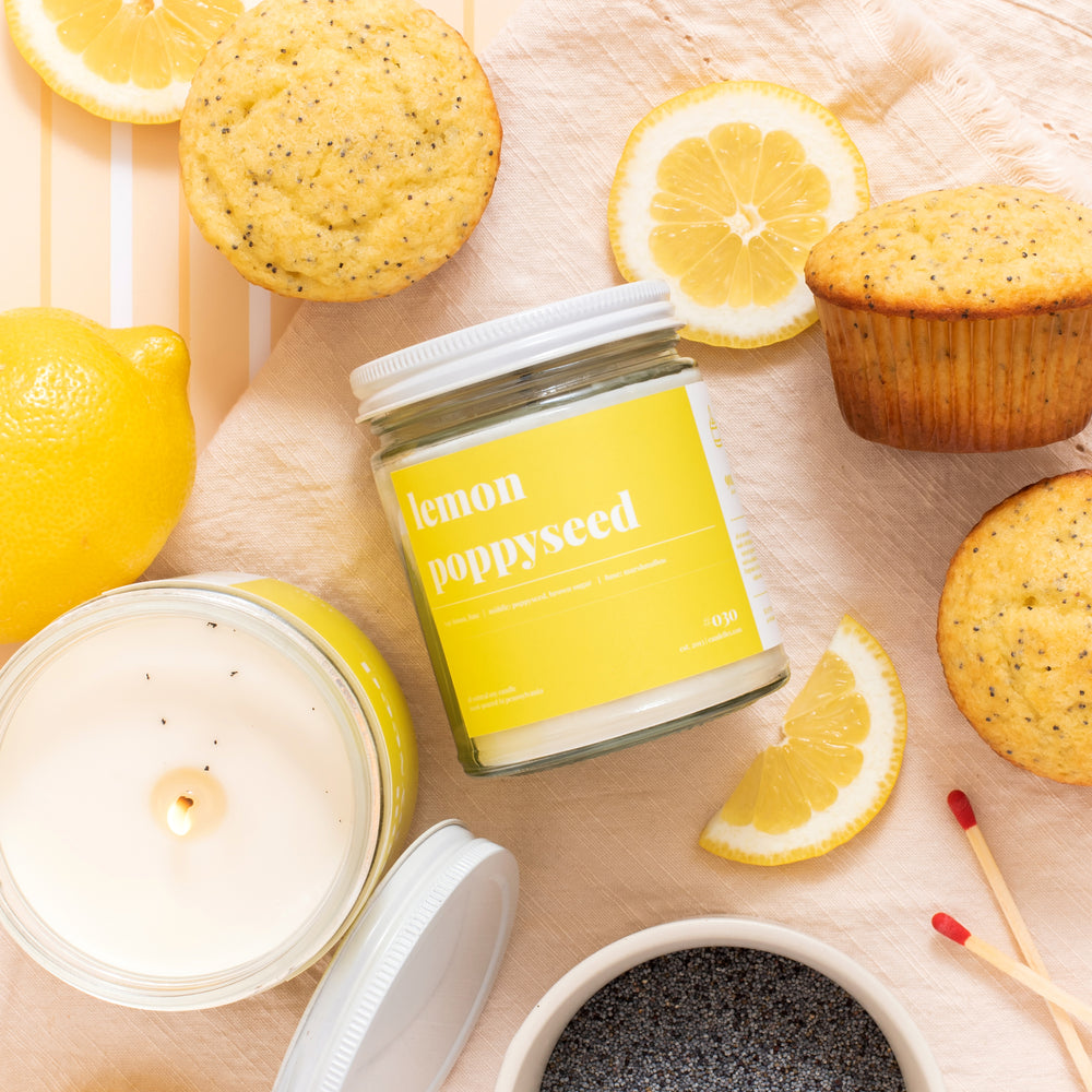 
            
                Load image into Gallery viewer, Lemon Poppyseed Soy Candle - Petite
            
        